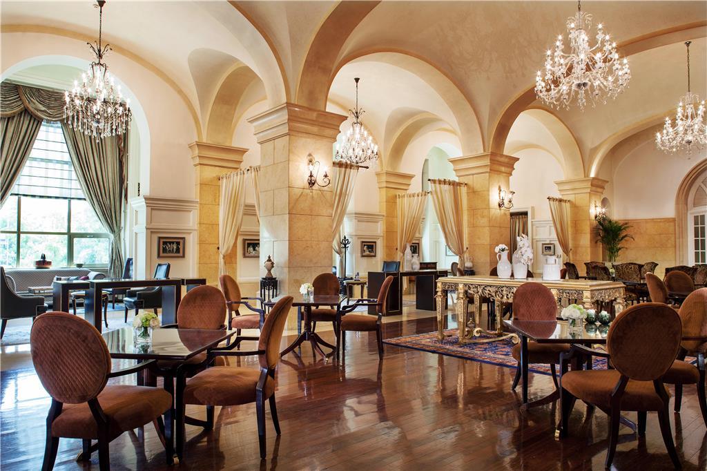 Beijing Hotel 5*