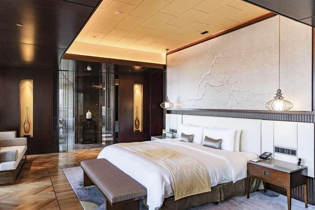 Nuo Hotel